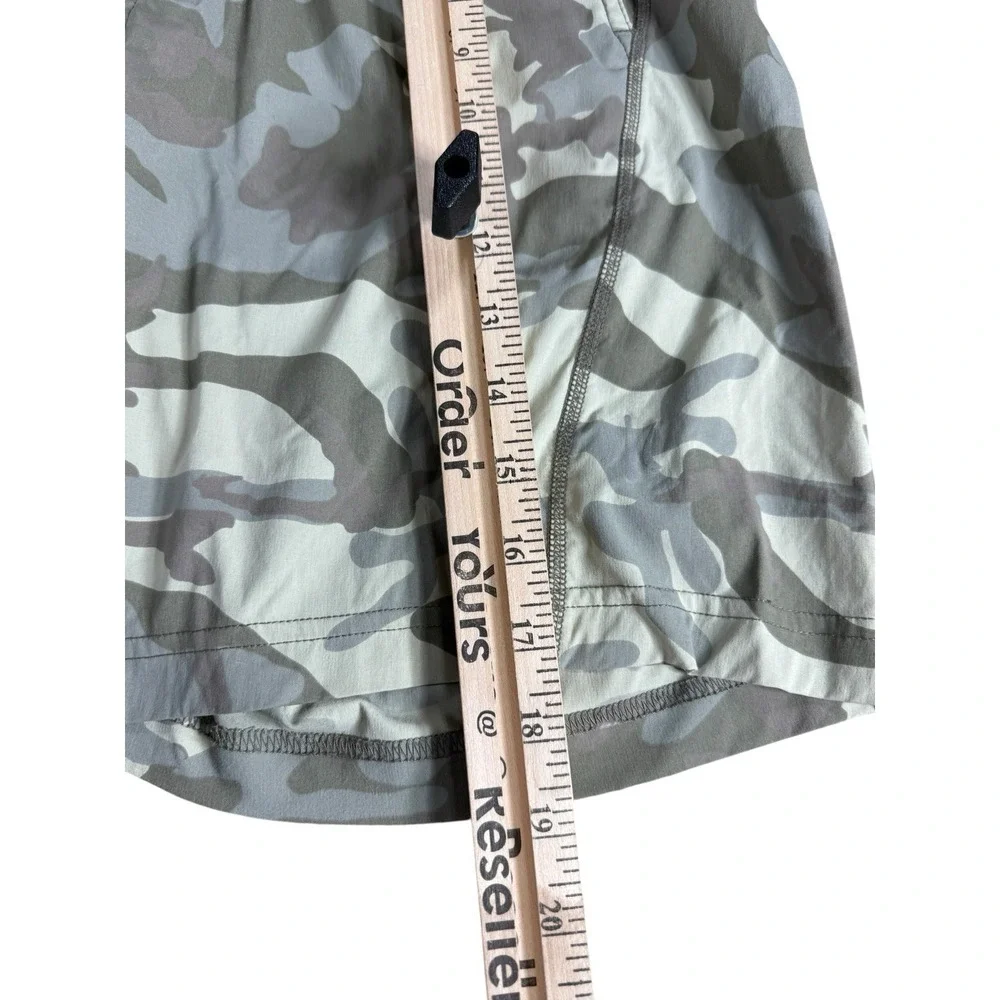 Rhone Athletic Shorts Mens Small Gray‎ Camo Elastic Waist Performance 7in Inseam